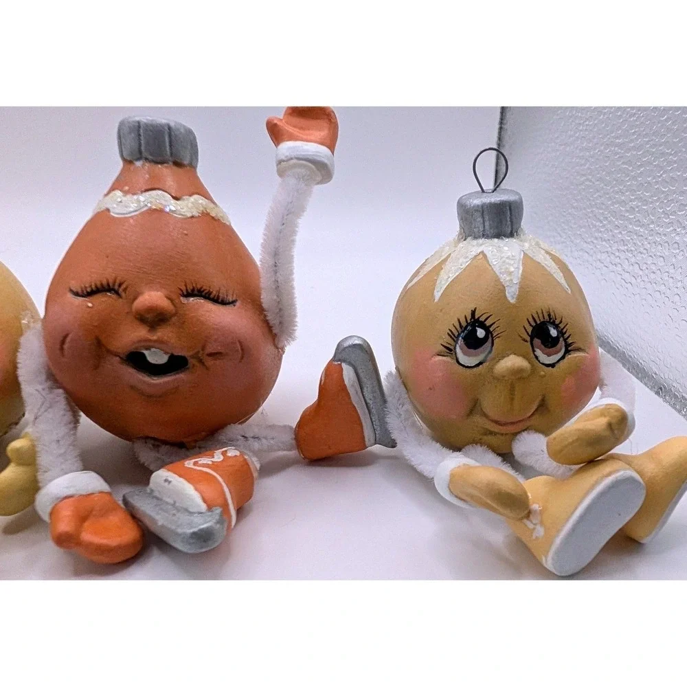 Vintage Anthropomorphic Christmas Ball‎ Ornaments Shelf Sitters Set of 4 Glitter